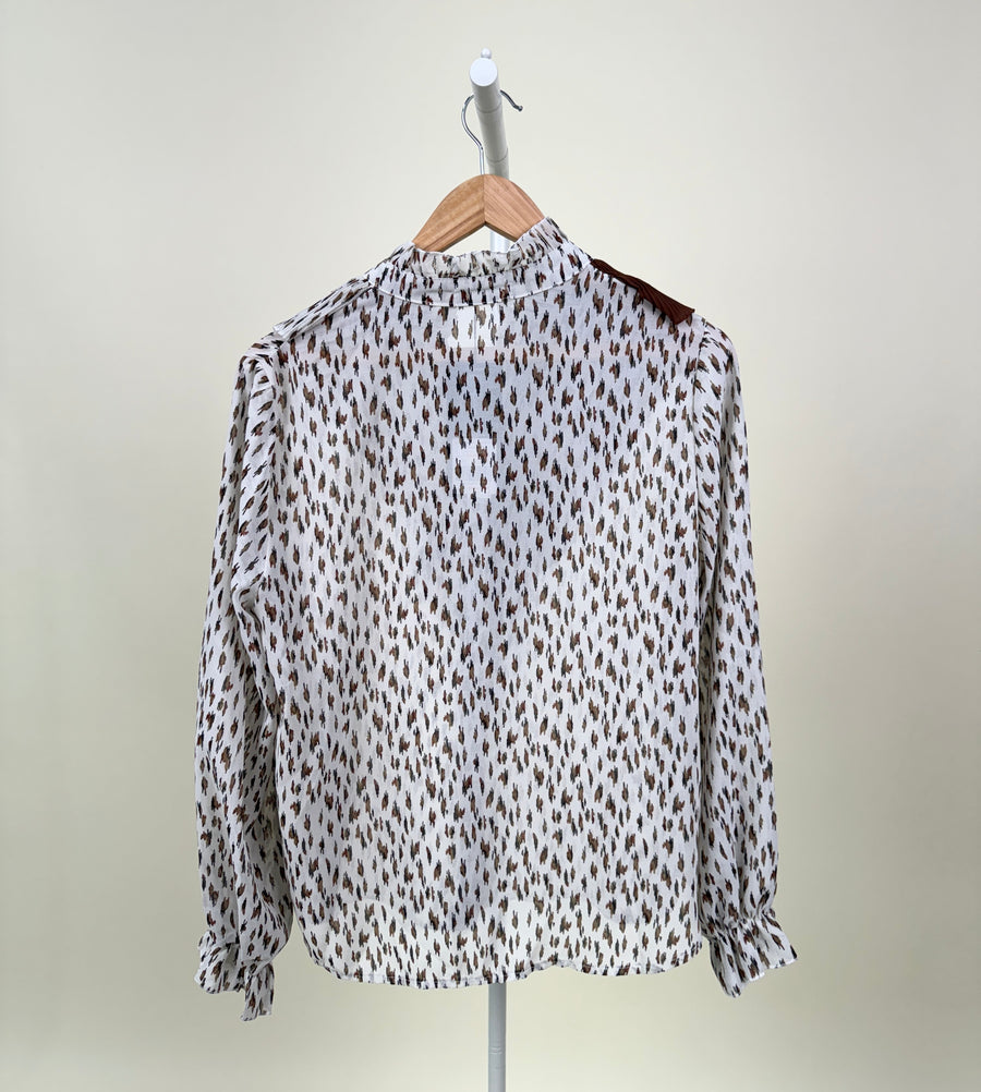 Blouse-Studio Luxe-Brown flower-Brown